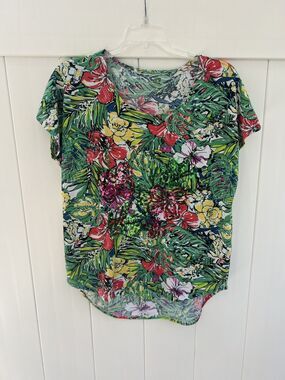 Palm Harbour Women’s Short Sleeve T Shirt Floral Colorful Sequins Petite Large
